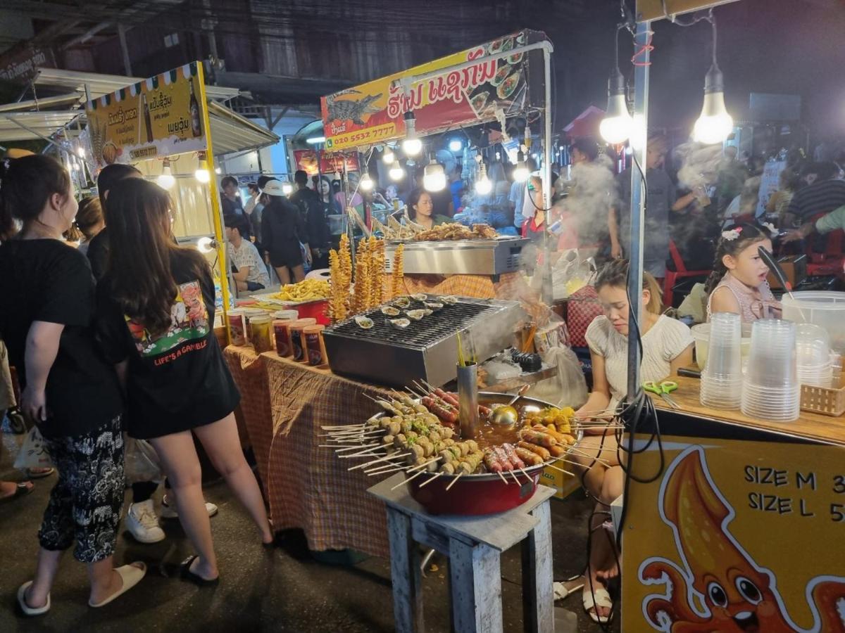 Khampiane1 Hotel Ban Nongdouang Екстер'єр фото
